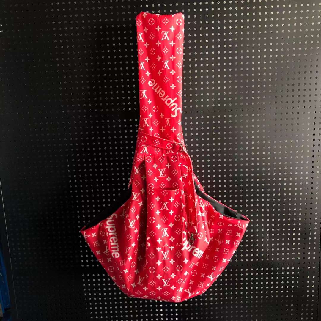 Dog Kangaroo Embrace Bag