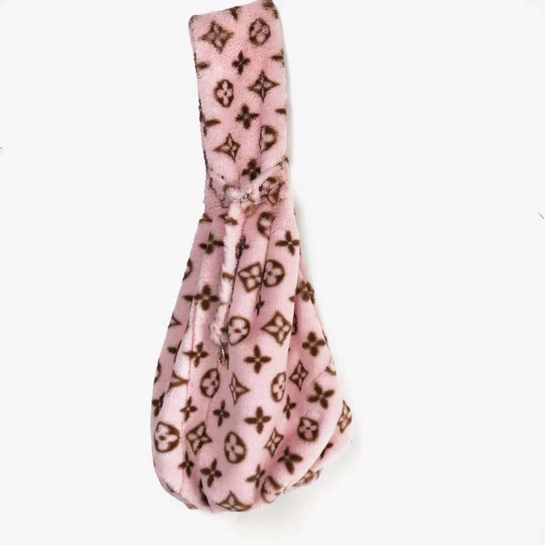 Dog Kangaroo Embrace Bag