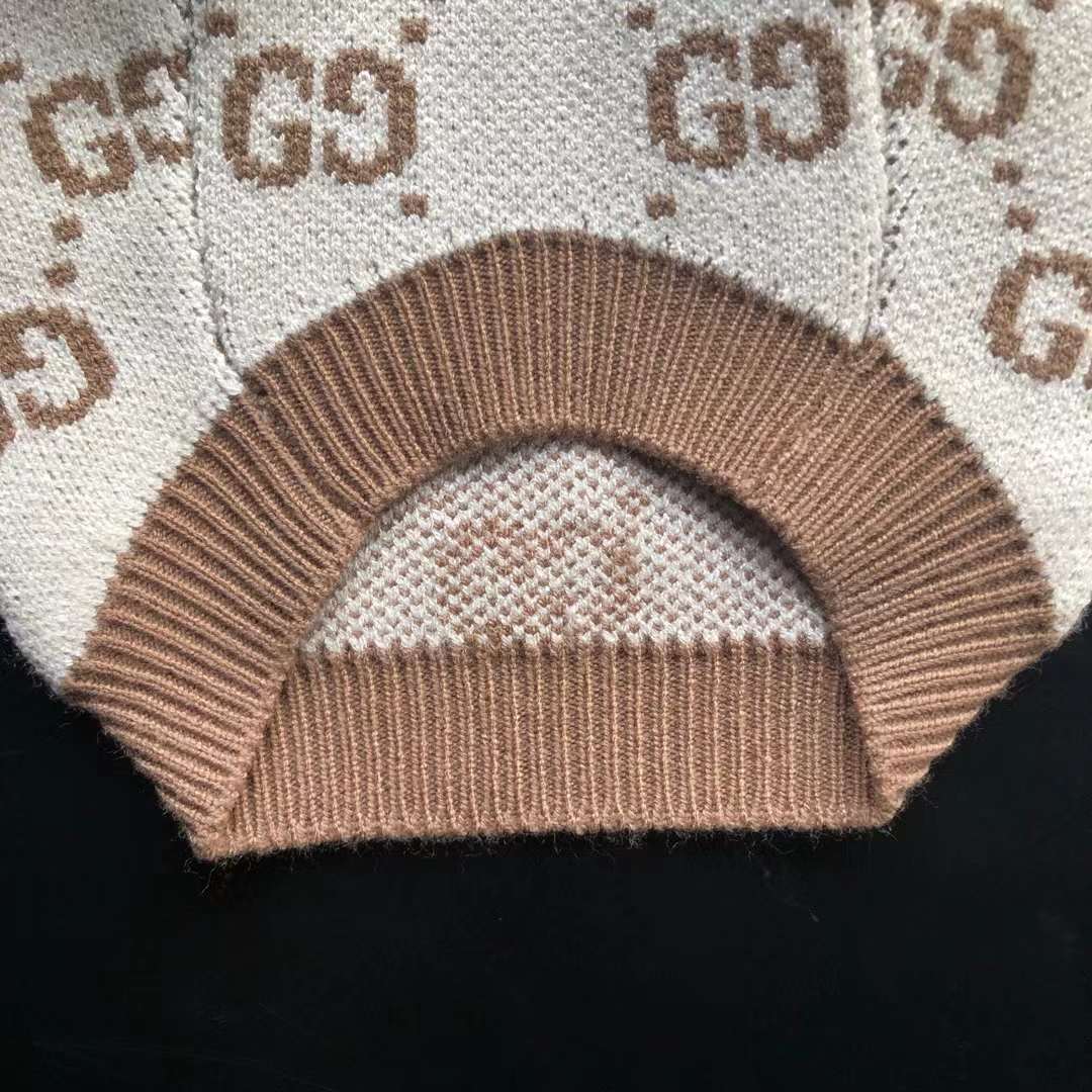 Thickened fashion statement sweater